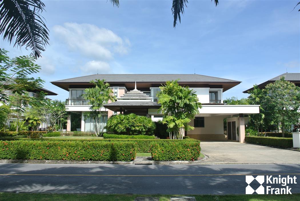 Laguna Village Residences