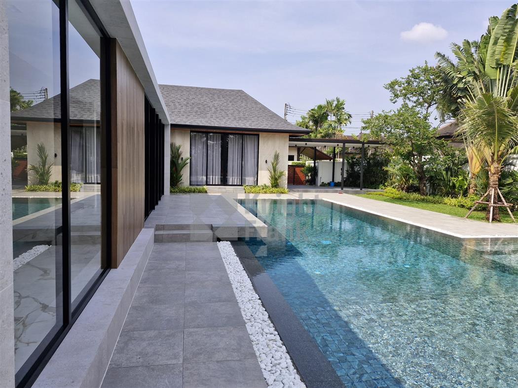 Two Villa Tara