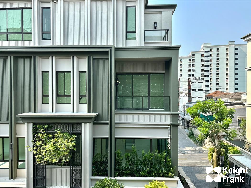 Lavista Prestige Village