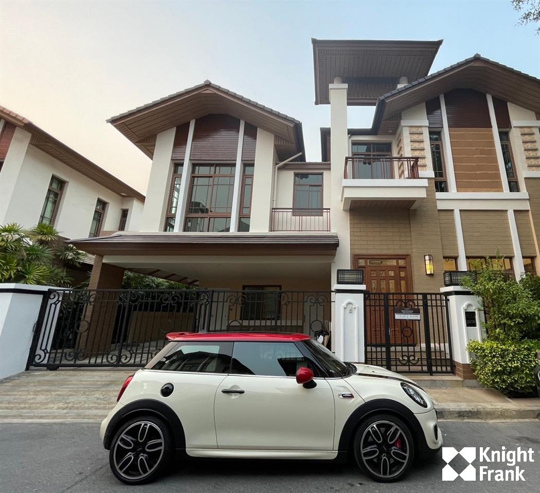 Baan Sansiri Sukhumvit 67