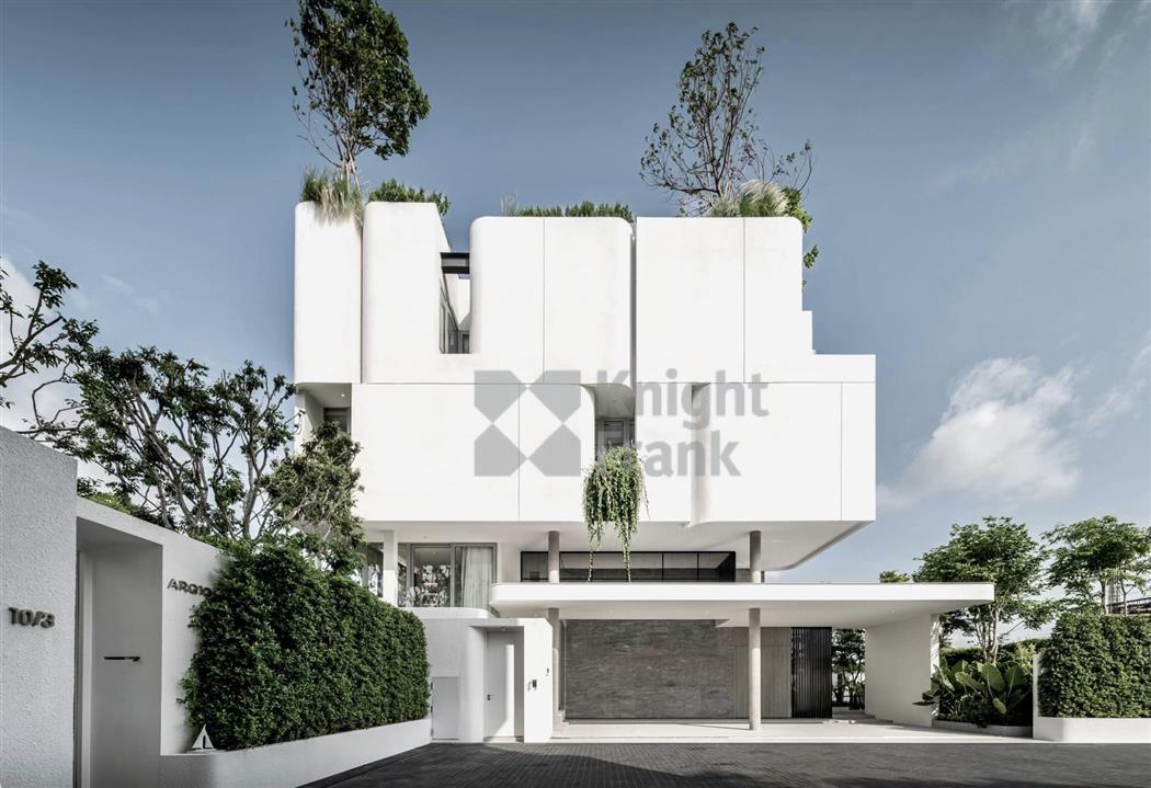 ARQ10 Krungthep Kreetha