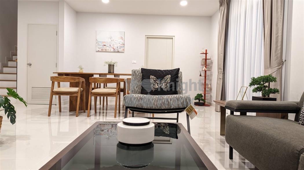 Rent House Centro Bangna