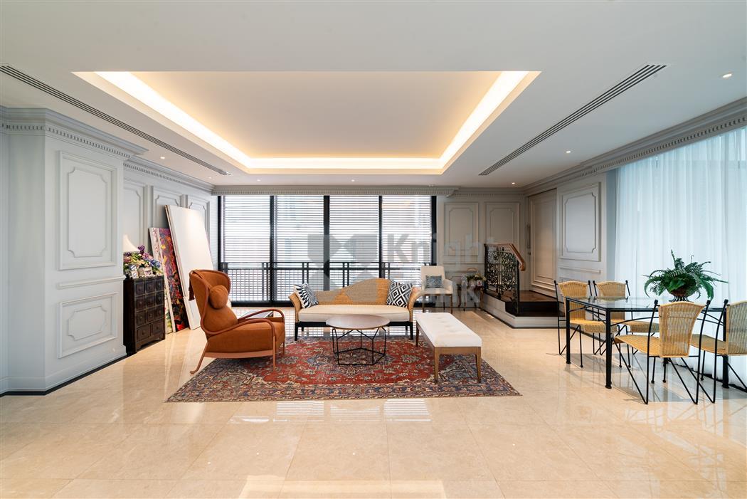 SINGLE HOUSE IN RAMA 9
