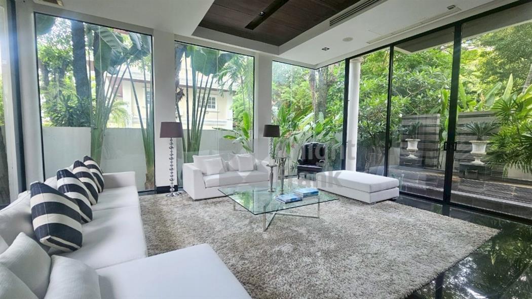 Private Single House in Soi Soonvijai