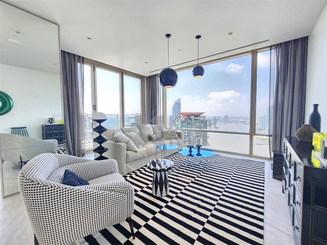 Four Seasons Private Residences