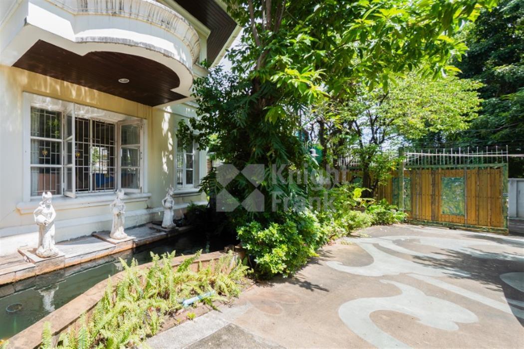 Single-detached house in Ladprao
