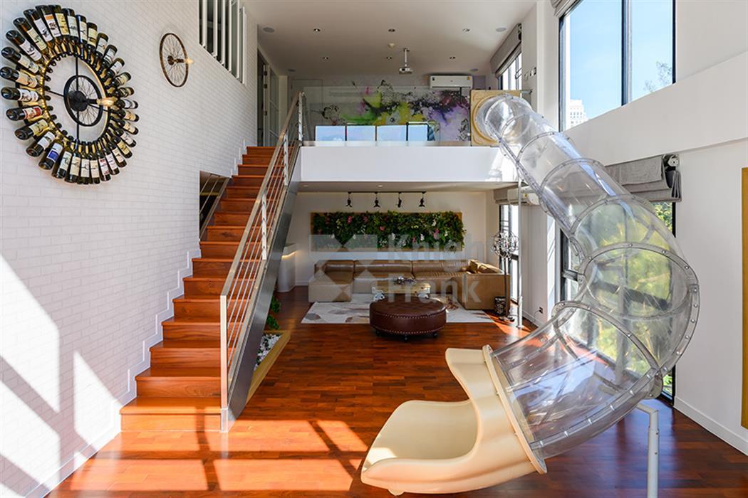 Benviar Tonson Residence